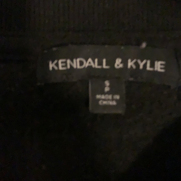 Kendall and Kylie loose fitting crew neck - Picture 2 of 2